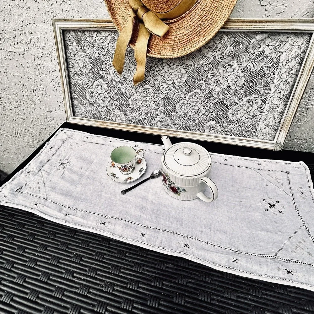N/A vintage white